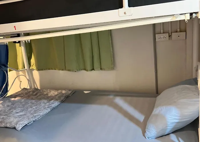 Lemon Tree Khaosan Hostel